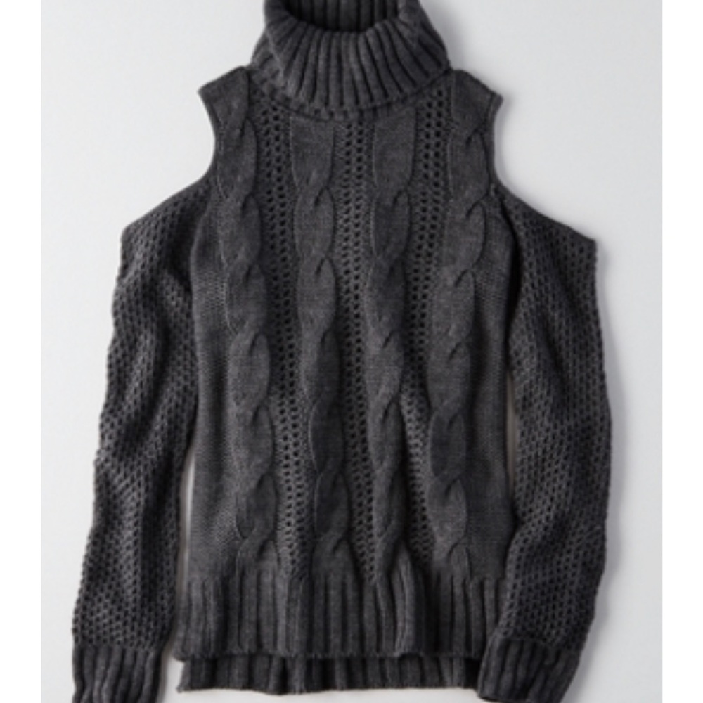 AEO COLD SHOULDER TURTLENECK SWEATER